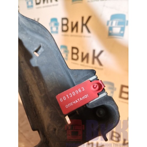 Кронштейн проводки DAF 106 181944 внутренний из 2-х частей RH (963), 1810641-1