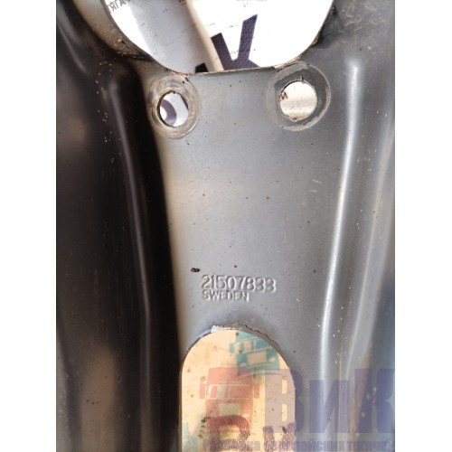 Кронштейн переднего амортизатора Volvo FH 4 727184 верхний (755), 21507833-1