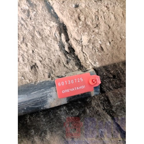 Кронштейн полукрыла (труба) Volvo FH 4 727184 задний задний (725), 21213202-2