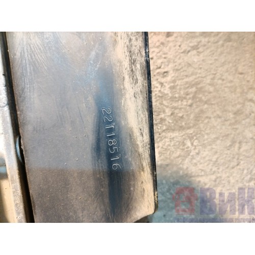 Кронштейн глушителя/крыла Volvo FH 4 727184 RH (659), 21638271-1