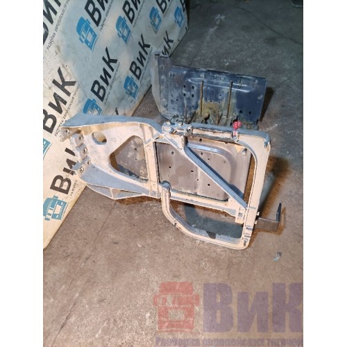 Ящик АКБ Volvo FH 4 727184 в сборе с кронштейном крыла (603), -2