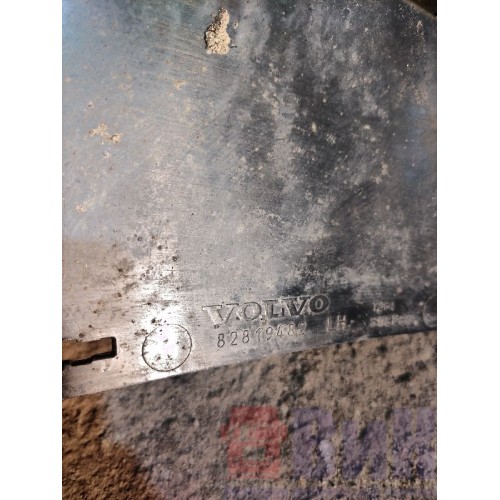 Накладка верхней подножки Volvo FH 4 727184 LH (517), 82819482-1