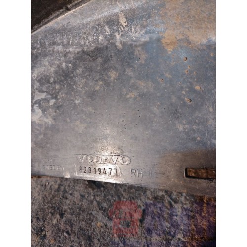 Накладка верхней подножки Volvo FH 4 727184 RH (516), 82819477-1