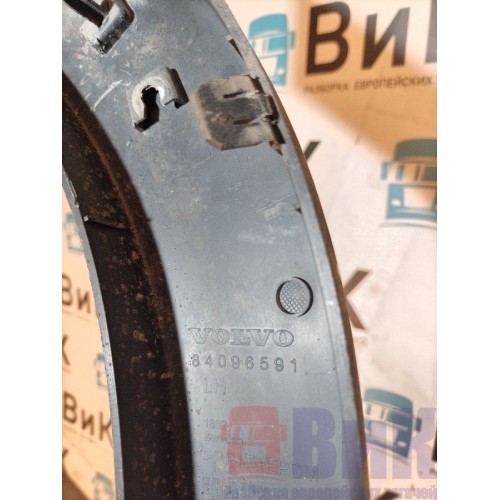 Накладка на основную подножку Volvo FH 4 727184 LH (515), 84096591-1