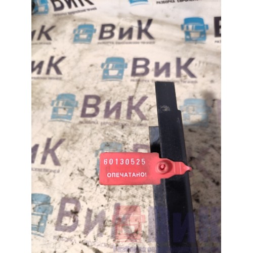 Кронштейн продолжения кабины Volvo FH 4 727184 LH (525), 82980144-1