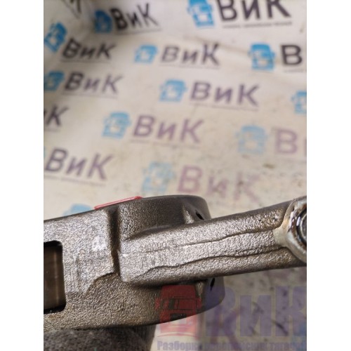 Рокер форсуночный Volvo FH 4 727184 D13K (555), 21808975-3