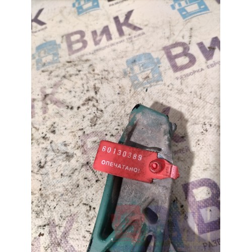 Кронштейн натяжного ролика Volvo FH 4 727184 D13K (389), 21554547-1