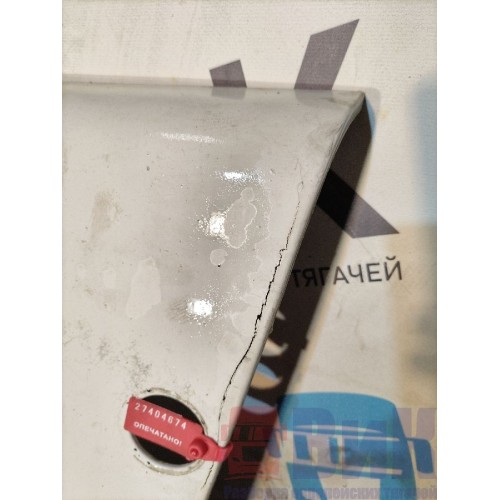 Решетка радиатора Volvo FH12 214752 с деф. (674), 20453820-5