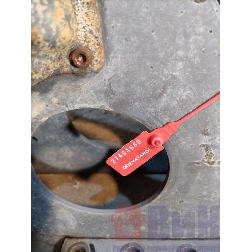 Кронштейн запасного колеса Volvo FM 651145 с деф. (669), 20466000-1