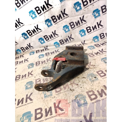 Кронштейн переднего амортизатора Volvo FM 651145 нижний RH (667), 20703965-1