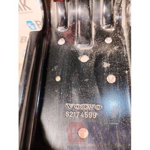 Кронштейн основной подножки Volvo FH 4 732456 LH (484), 82174599-2