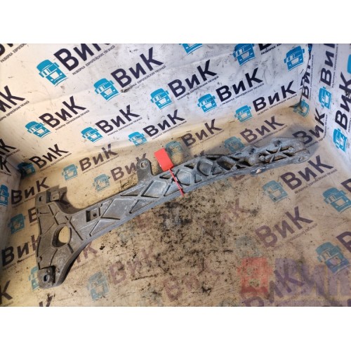 Кронштейн корпуса фары (лапа крепления) Mercedes Actros MP4 717724 RH (061), 9608807665-2