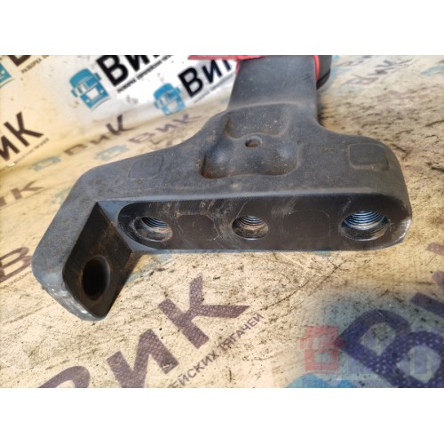 Кронштейн торсиона кабины Mercedes Actros MP4 717724 LH (120), 9603170524-3
