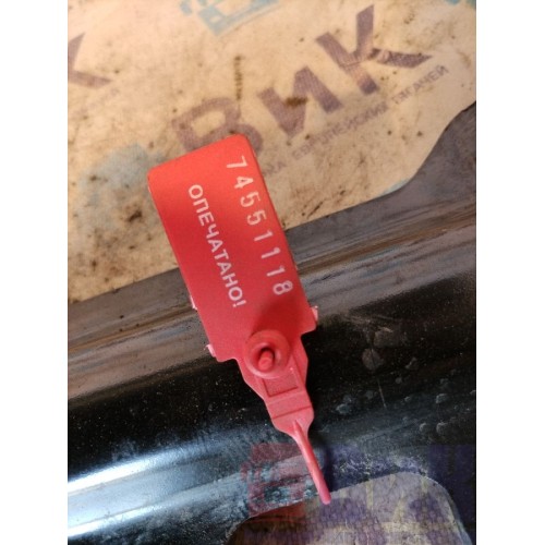 Кронштейн цилиндра подъема кабины Mercedes Actros MP4 717724 (118), 9605500538-1