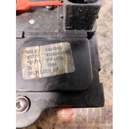 Замок двери Volvo FH 4 732456 с тросиками и тягой RH (236), 84086966-3