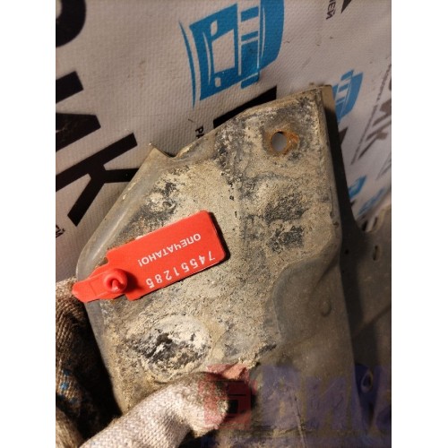 Кронштейн усилителя бампера Scania R 420 155651 LH (285), 1915256-2