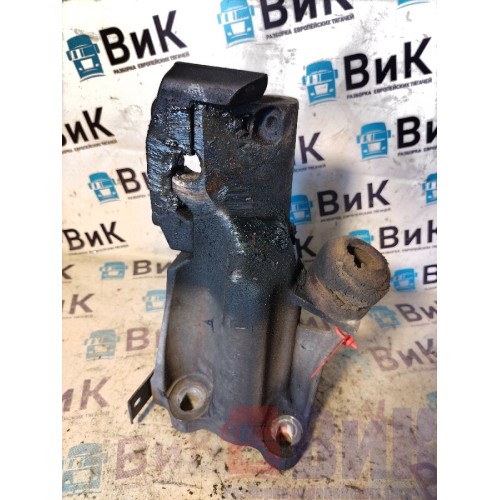 Кронштейн торсиона кабины Scania R 420 155651 RH (317), 1762856-1