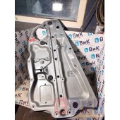 Кронштейн стеклоподъемника Volvo FH 4 732456 RH (338)