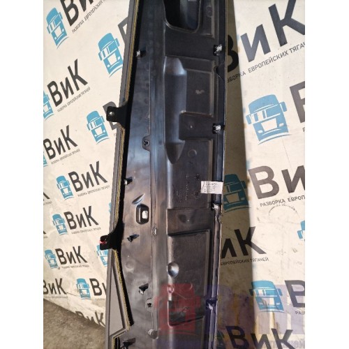 Накладка на торпедо Volvo FH 4 732456 (375), 82207572-5