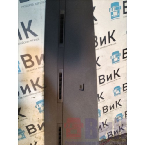 Накладка на торпедо Volvo FH 4 732456 (375), 82207572-2