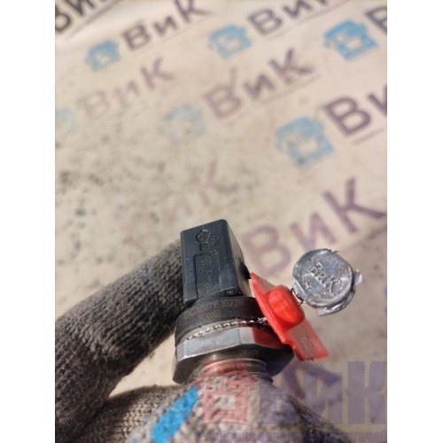 Датчик давления топлива Mercedes Actros MP4 717724 OM471 LA  с деф. (514), 0281006022-3