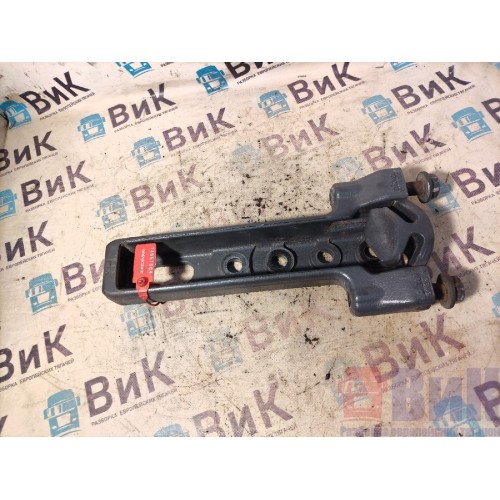 Кронштейн глушителя Mercedes Actros MP4 717724 OM471 LA  передний (604), 9604912115