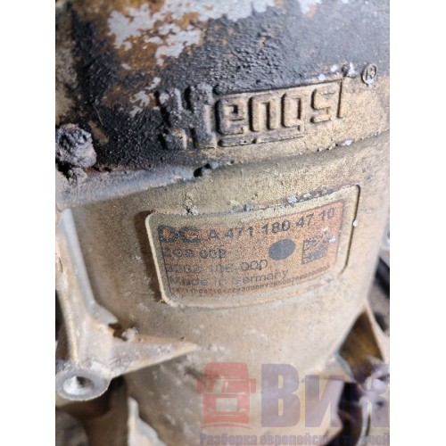 Корпус масляного фильтра-помпы Mercedes Actros MP4 717724 OM471 LA  с датчиком (643), 4721801517-3