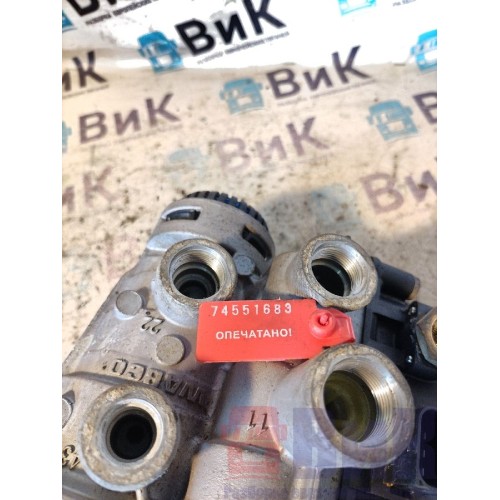 Кран управления тормозами прицепа DAF 85 CF 175314 (683), 1747137-2