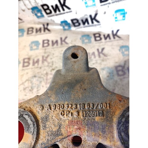 Кронштейн переднего стабилизатора Mercedes Actros MP4 717724 OM471 LA (737), 9603231863-3