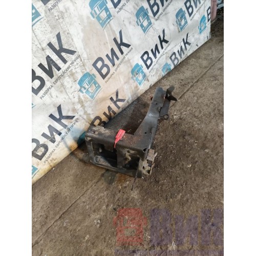 Кронштейн подножкки нижней Mercedes Actros MP4 717724 OM471 LA LH (718), 9606601130-1