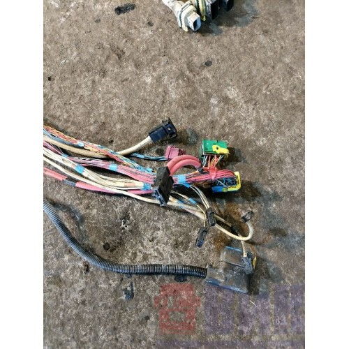 Проводка двигателя DAF 85 CF 175314 деф. эл.фишки (888), 2116523-5