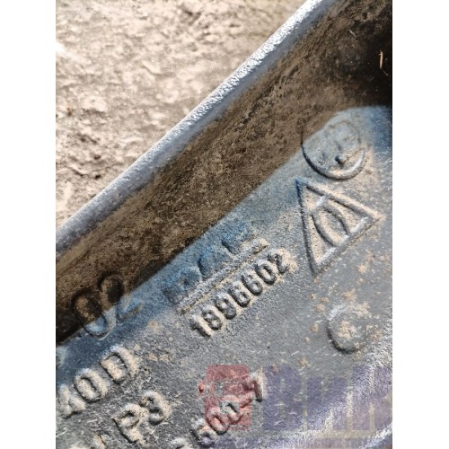 Кронштейн пневмоподушек DAF 85 CF 175314 RH (974), 1896602-2