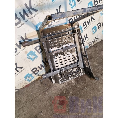 Трапик DAF 85 CF 175314 в сборе с кронштейнами (905), -1