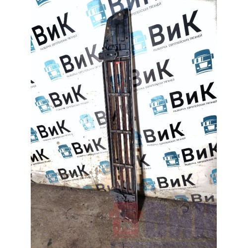 Ступенька откидная Volvo FH 4 732456 верхняя с петлями (744), 82208512-5