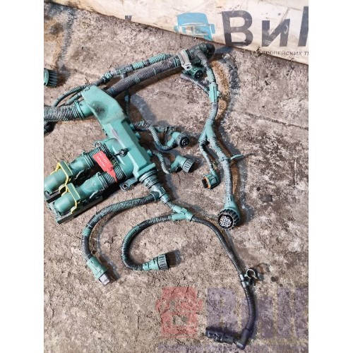 Проводка двигателя Volvo FH 4 732456 D13K (621), 22437675-1