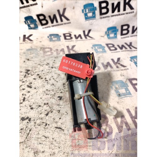 Моторчик шторки MAN TGA 458073 RH (338), 