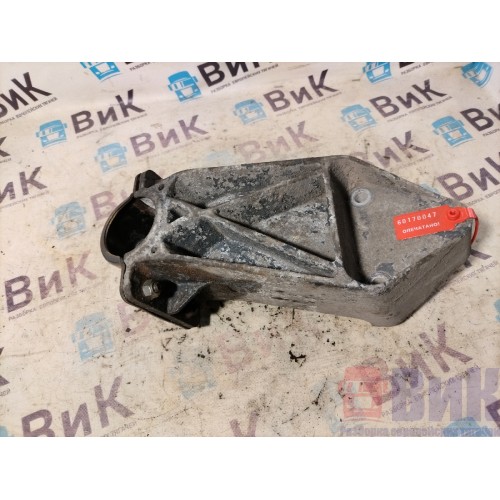 Кронштейн полукрыла DAF 85 CF 935508 алюм. (047), 