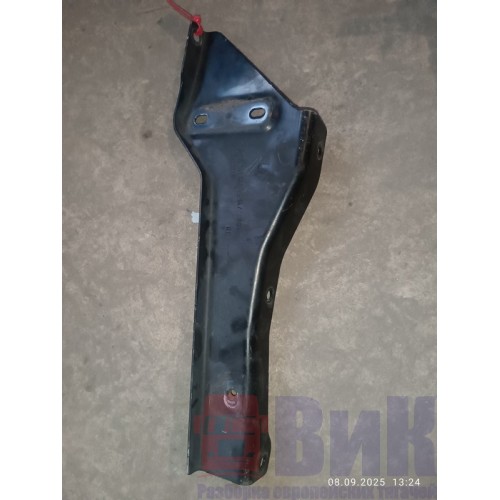 Кронштейн подножки Mercedes Actros MP4 717724 RH (723), 9616602514-1