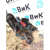 Кронштейн натяжного ролика Renault T DTI 11 003088 (929)