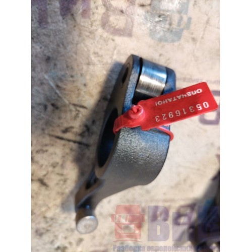 Рокер впускной Renault T DTI 11 003088 (923), 21881494-3