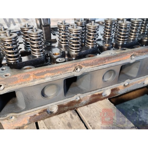 Головка блока цилиндров (ГБЦ) Renault T DTI 11 003088 (882), 1002117-6