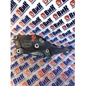 Кронштейн двигателя Renault T430 007618 DTI 11 передний RH (890)