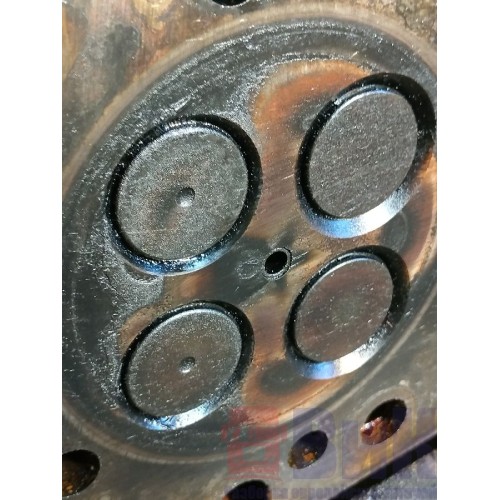 Головка блока цилиндров (ГБЦ) Renault T 007618 DTI 11 (961) , 21379389-12