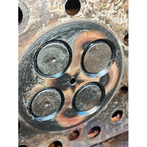 Головка блока цилиндров (ГБЦ) Renault T 007618 DTI 11 (961) , 21379389-10