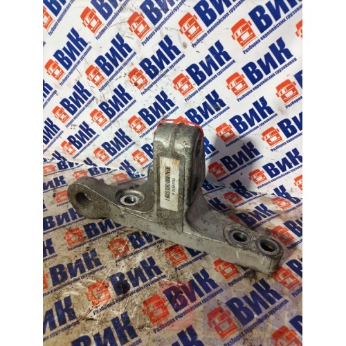 Кронштейн двигателя Renault T 001057 DTI 11 задний LH (772), 21381753-3