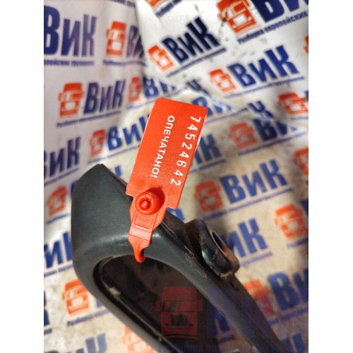 Ручка обшивки двери DAF 105 991137 RH (642), 1665958-3