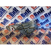 Кронштейн натяжного ролика Renault T 002550 DTI 13 480 (592)