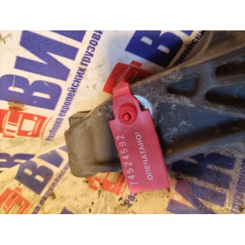 Кронштейн натяжного ролика Renault T 002550 DTI 13 480 (592), 21554547-2