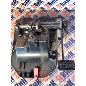 Блок педалей Renault T 002550 (293)