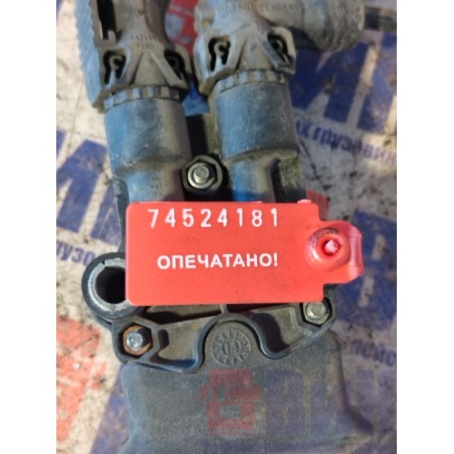 Кран уровня пола Renault T 002550 с тягой (181), 21321296-2